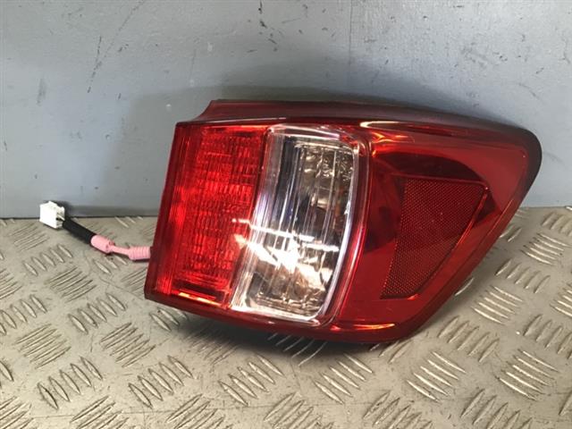 R Tail Light