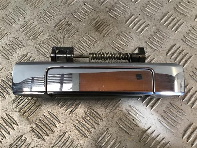 Tailgate Handle Outer