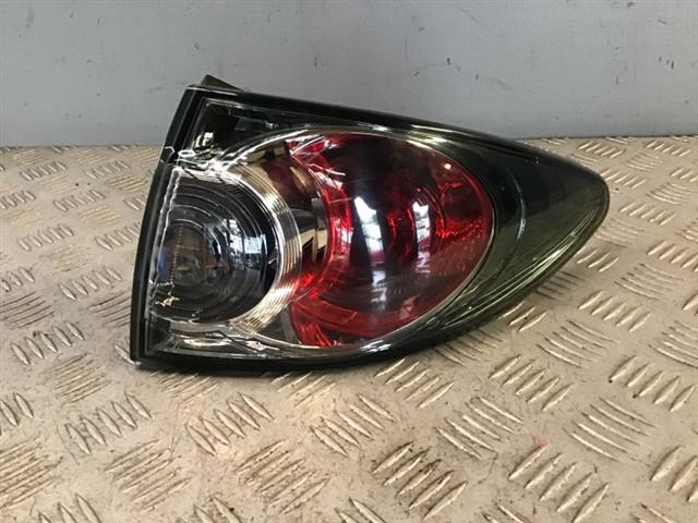 R Tail Light