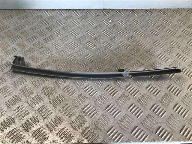 Lr Door Glass Guide Channel