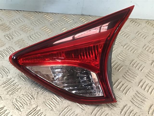 R Tailgate Light