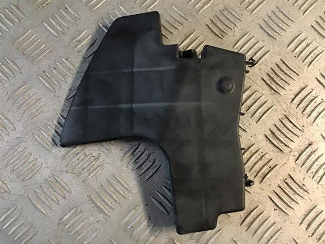 Rh Radiator Side Deflector