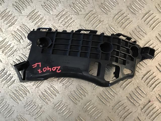 Lf Bumper Retainer