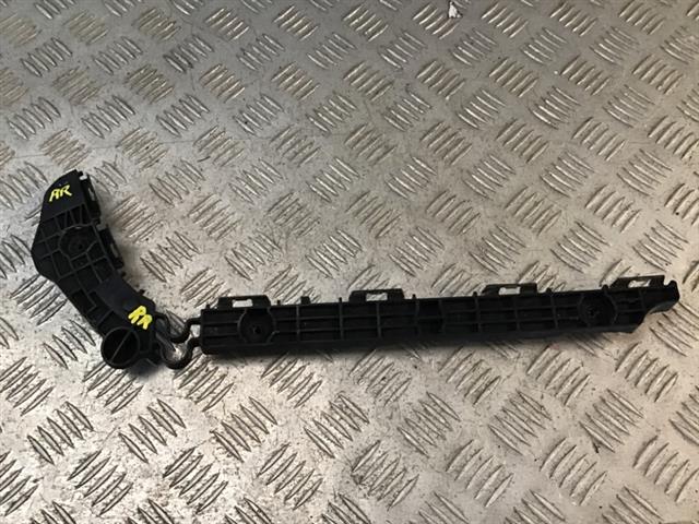 Rr Bumper Retainer