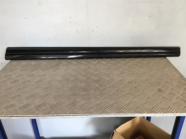 Rf Lower Door Moulding