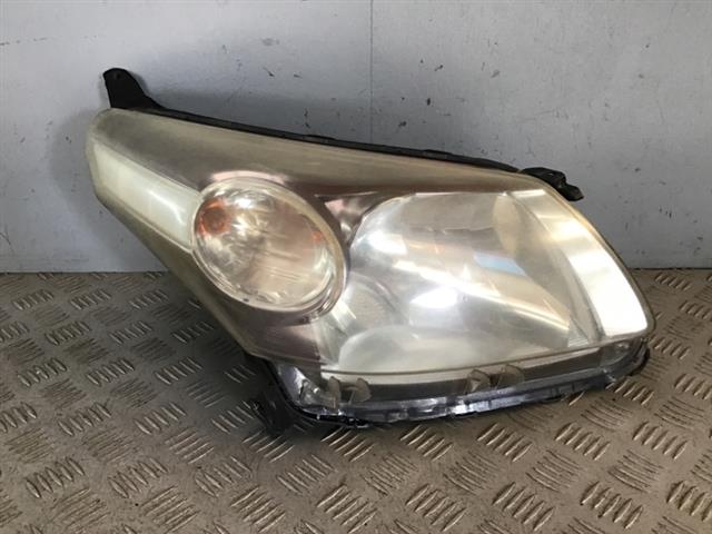 R Headlight (halogen)