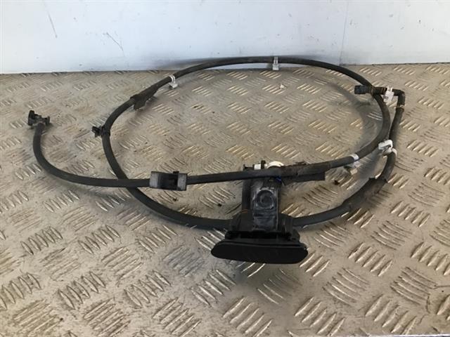 L Headlight Washer Jet