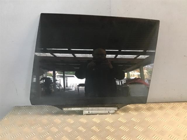 Lr Door Glass