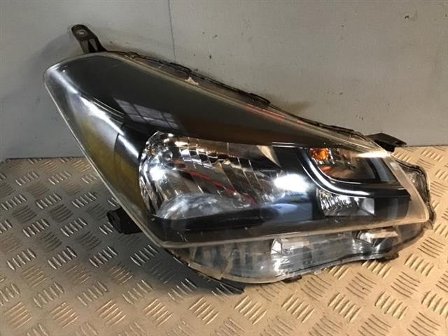 R Headlight (halogen)