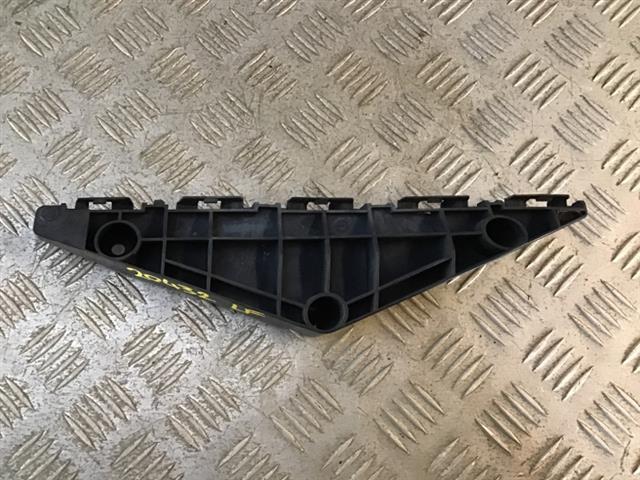 Lf Bumper Retainer