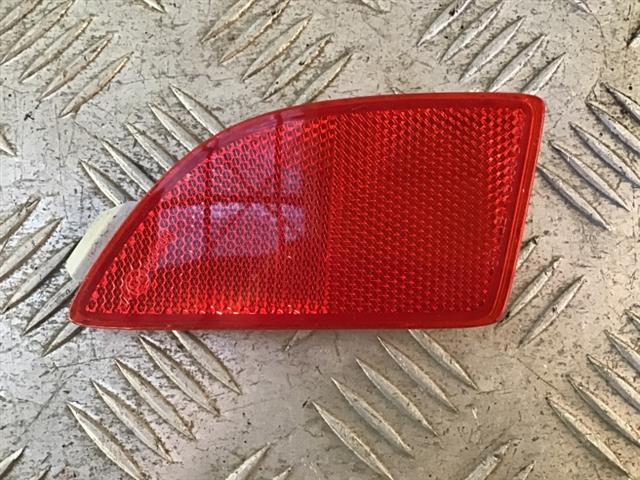 Lr Bumper Reflector