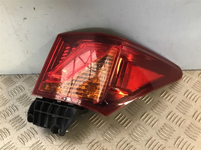 R Tail Light (led)