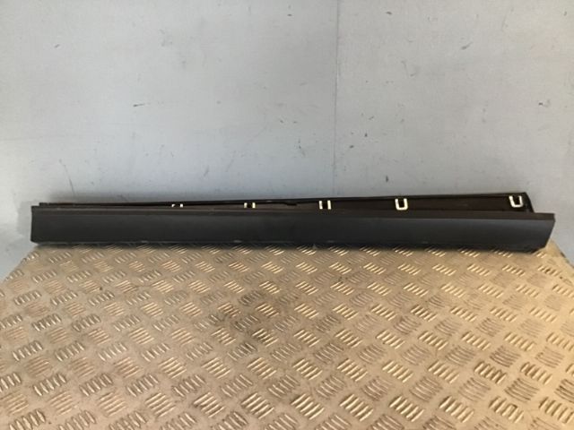 Rf Lower Door Moulding