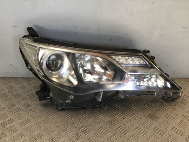 R Headlight (halogen)