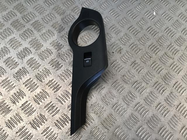 Lr Window Switch
