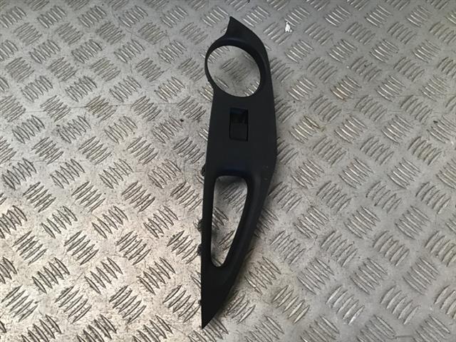 Lr Window Switch