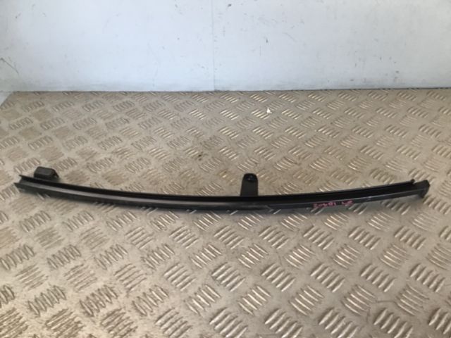 Lr Door Glass Guide Channel