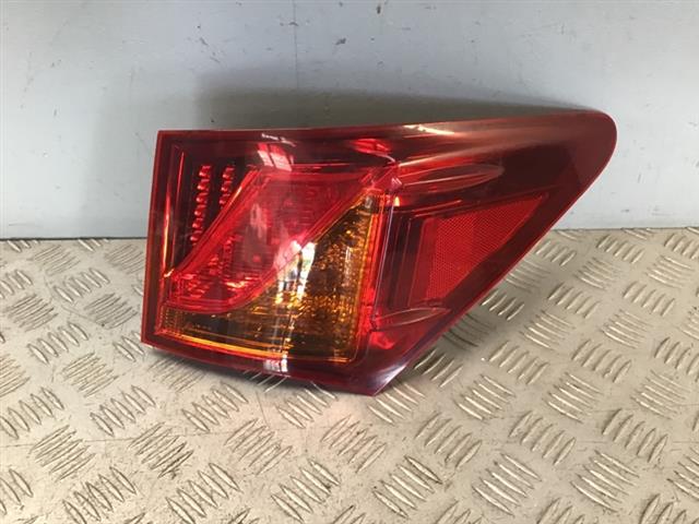 R Tail Light