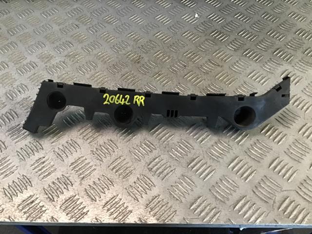 Rr Bumper Retainer