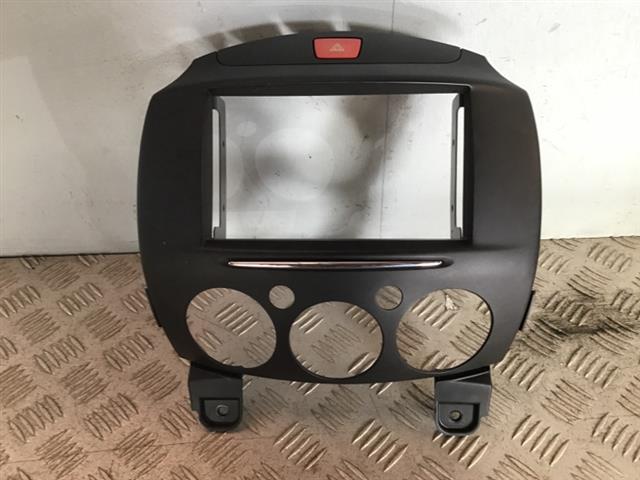 Stereo Surround / Bezel