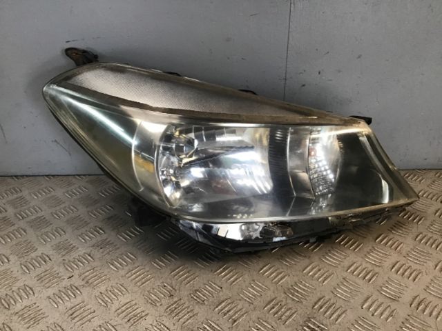 R Headlight (hid)