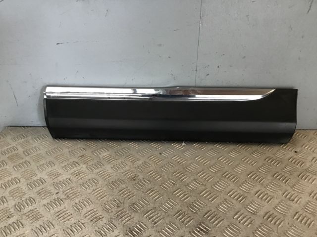 Lr Lower Door Moulding