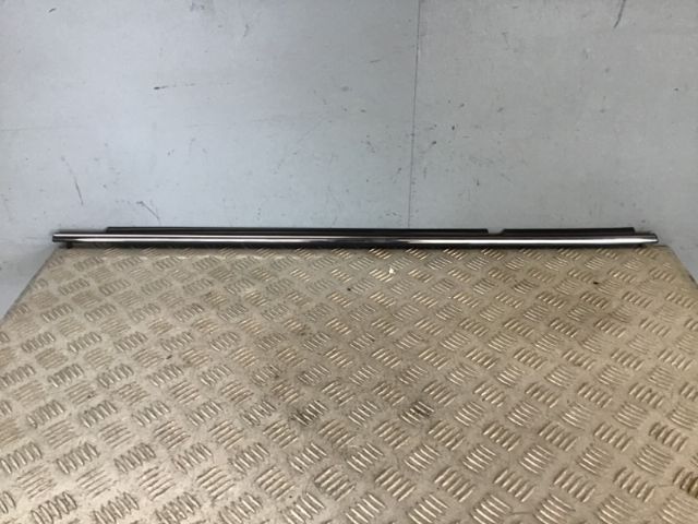 Lr Door Weather Strip Mould