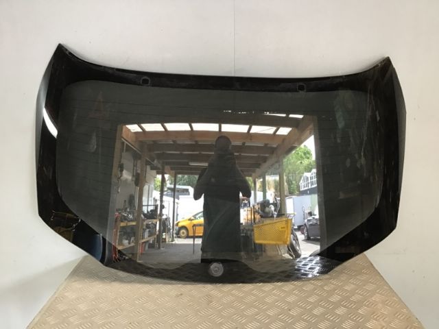 Tailgate Glass