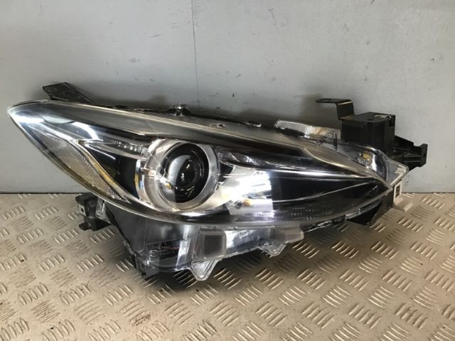 R Headlight (hid)