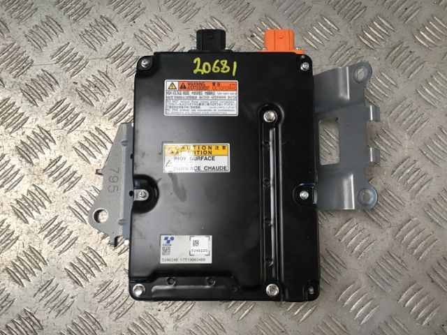Voltage Inverter