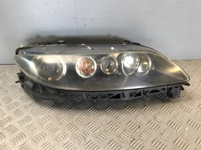 R Headlight (halogen)
