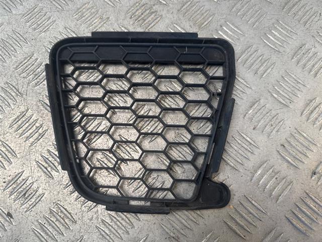 Front Bumper Right Grille End