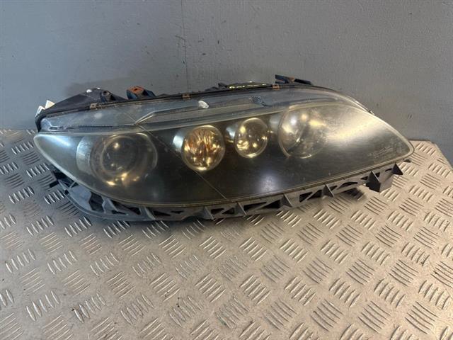 R Headlight (hid)