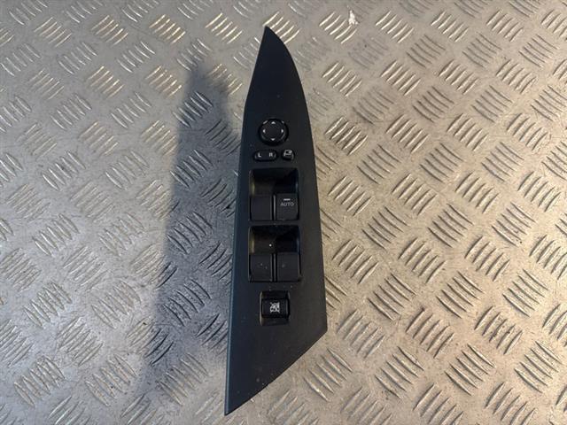 Window Master Switch