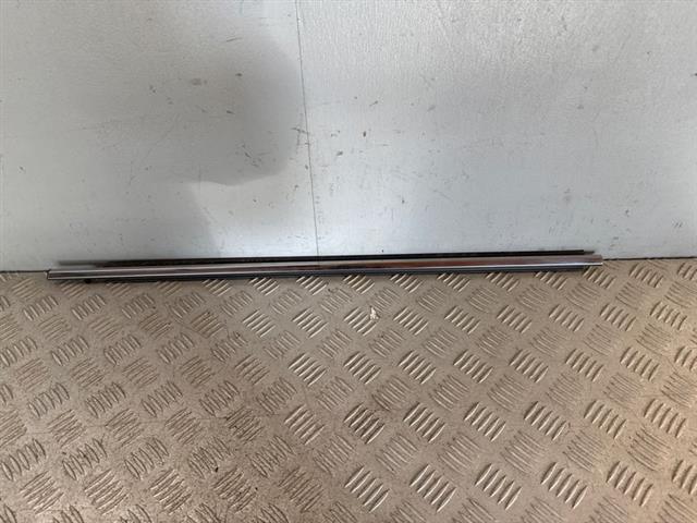 Lr Door Weather Strip Mould