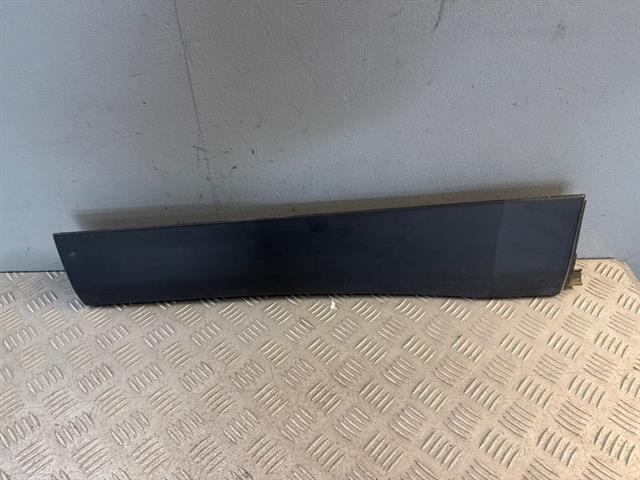 Lr Lower Door Moulding