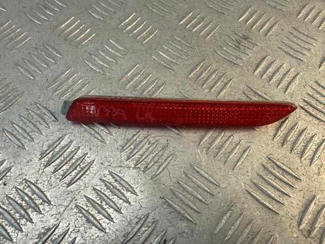 Lr Bumper Reflector