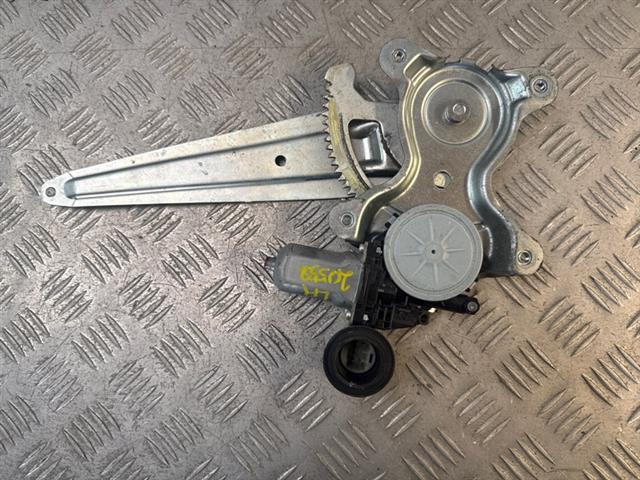 Lr Door Elec Regulator