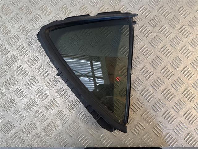 Rr Door Quarter Glass