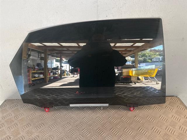 Rr Door Glass