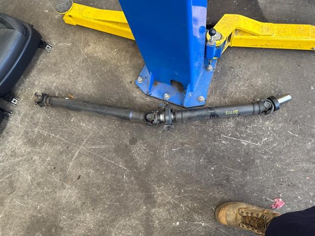 Driveshaft / Mid Shaft