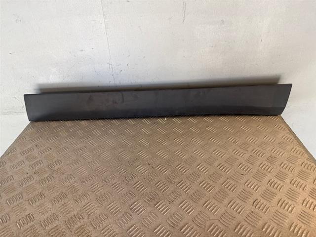 Rf Lower Door Moulding