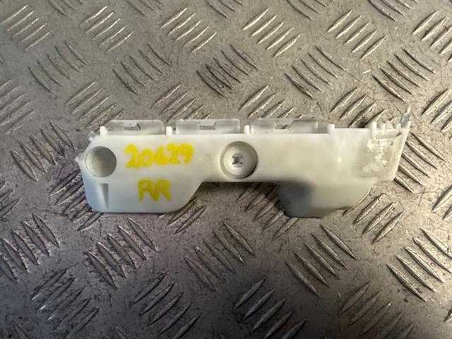 Rr Bumper Retainer