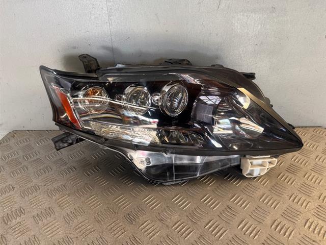 R Headlight (led)