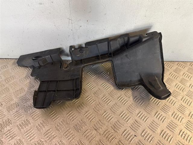 Rh Radiator Side Deflector