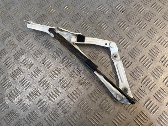 L Boot Hinge