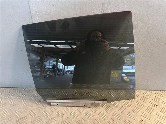 Rr Door Glass