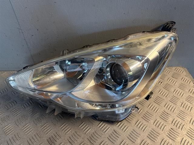 L Headlight