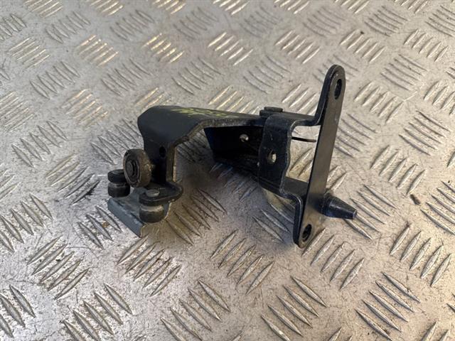 R Side Door Middle Rollers