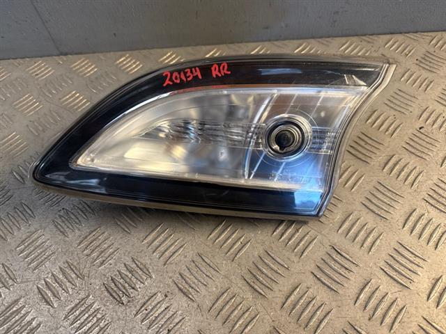 R Tailgate Light